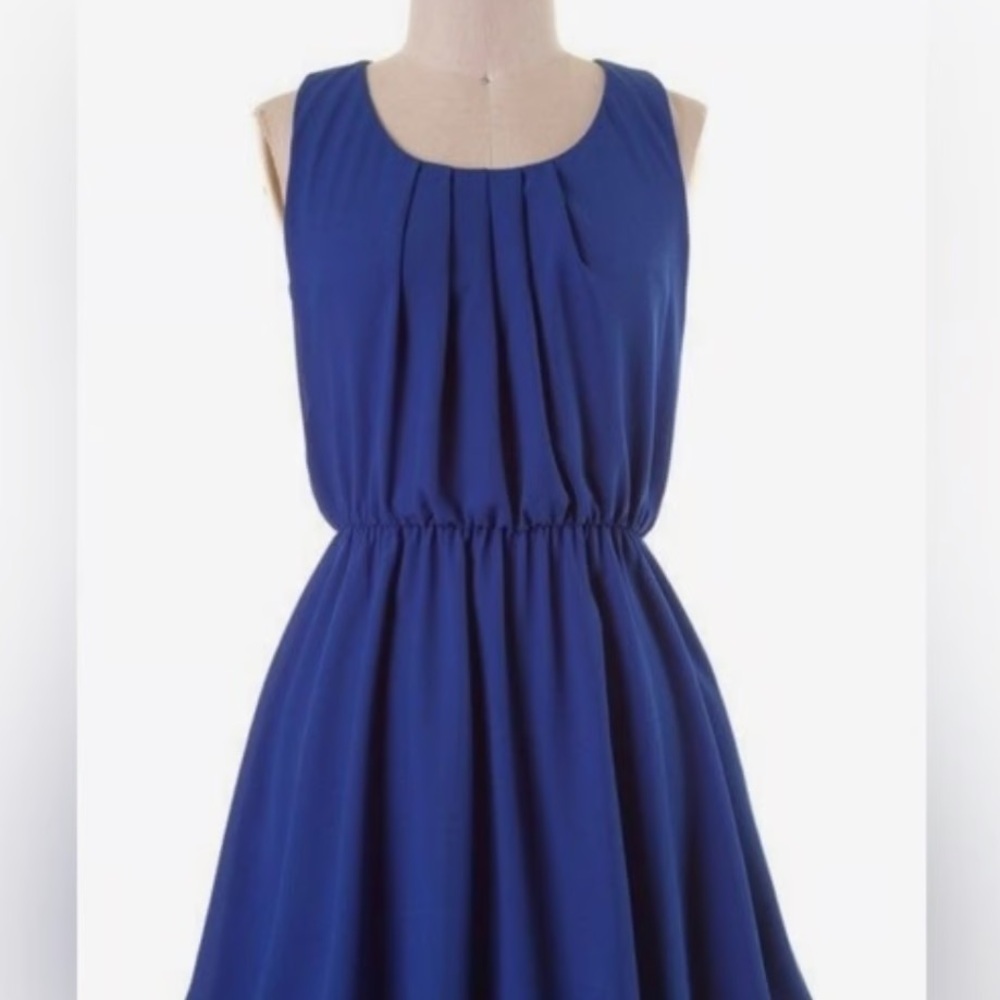 Just…Taylor blue and green midi dress